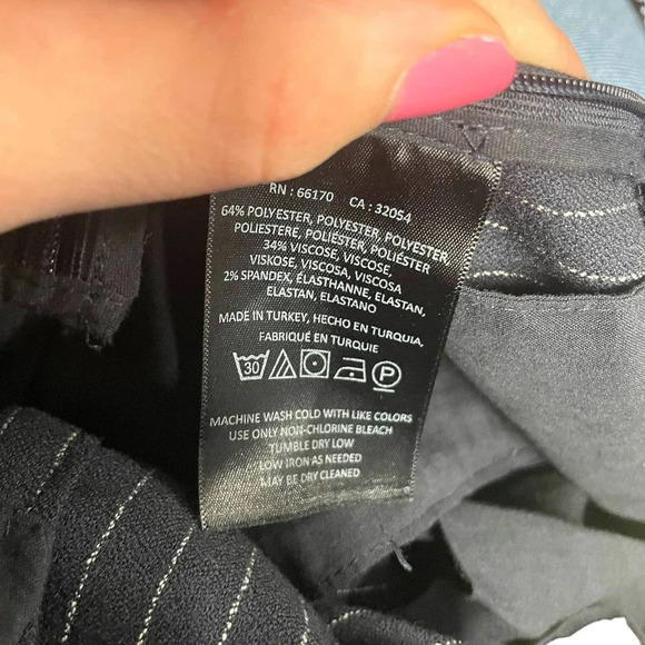 Anthropologie The Essential Jumpsuit Pinstripe Sleeveless Navy Blue Size US 0 - Picture 13 of 15